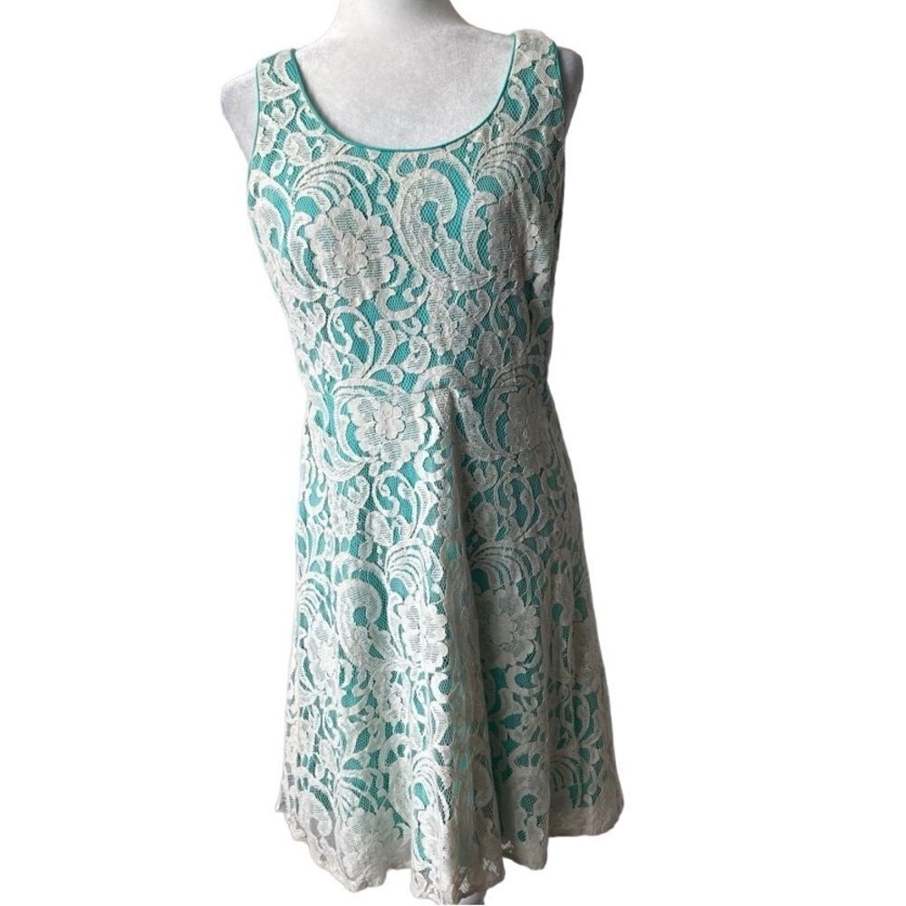 Sandra Darren Sleeveless Dress Green White Lace Overlay Size 10